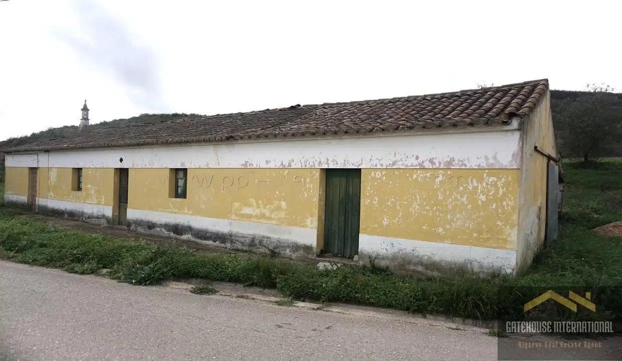 Farmhouse With 4 5 Hectares For Renovation In Mexilhoeira Grande Algarve111 transformed