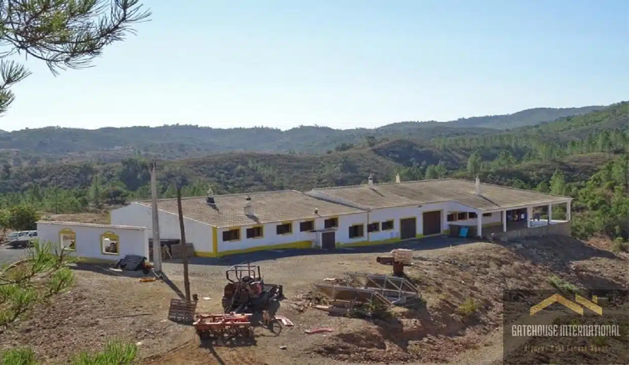 Farmhouse With Land in Sao Marcos da Serra Central Algarve 1 transformed