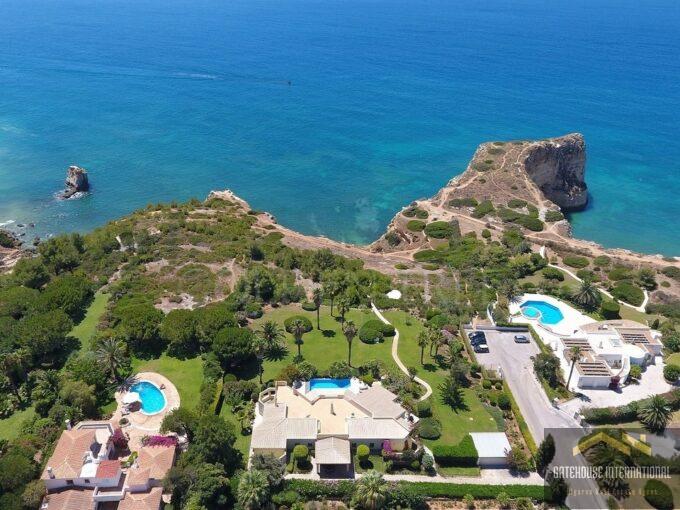 Villa de luxe en front de mer à vendre à Carvoeiro Algarve transformée