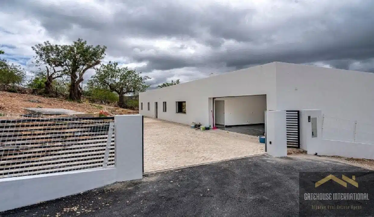 New Villa For Sale In Loule Central Algarve5