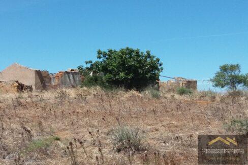 Ruin With A 4 6 Hectare Plot In Montinhos da Luz Algarve 1 transformed