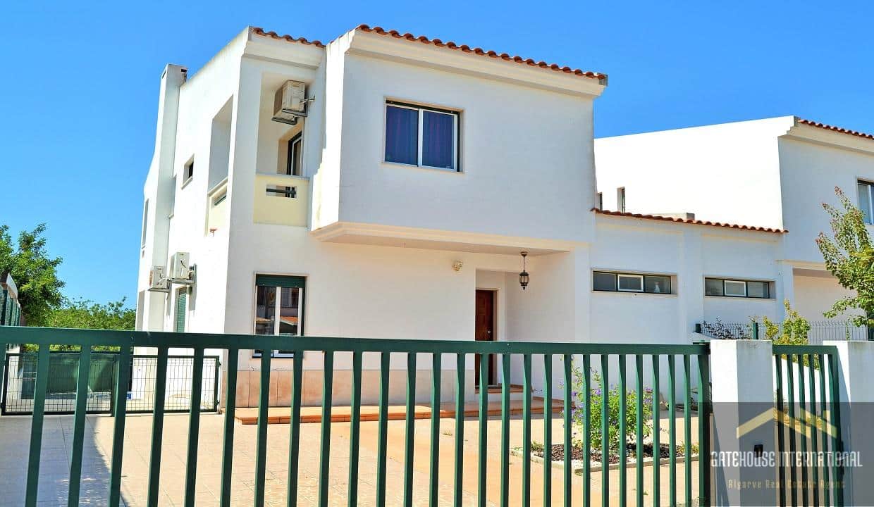 Villa With Pool For Sale In Faro Algarve 5