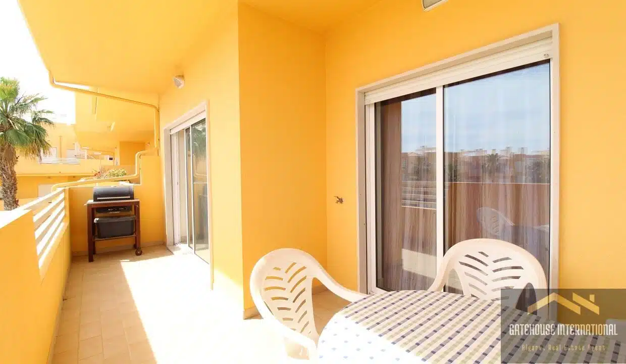 2 Bed Apartment In Cabanas Tavira Algarve 4