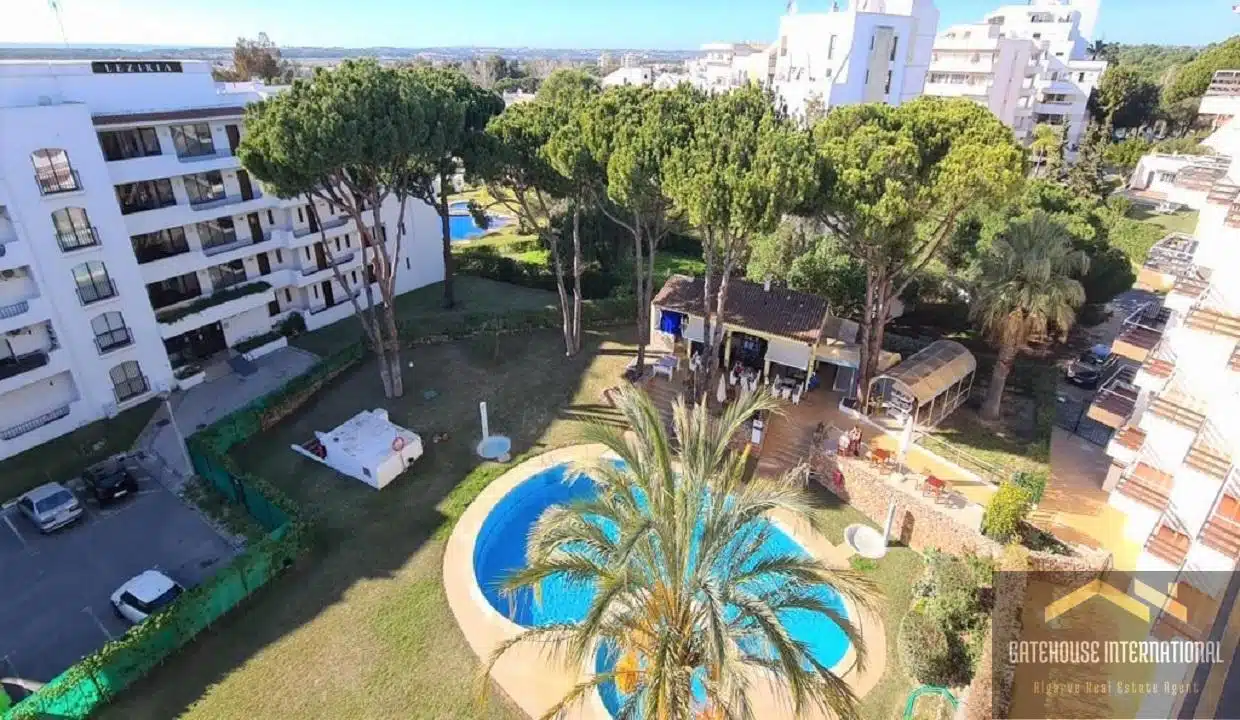 2 Bed Apartment With Pool In Vilamoura Algarve 8