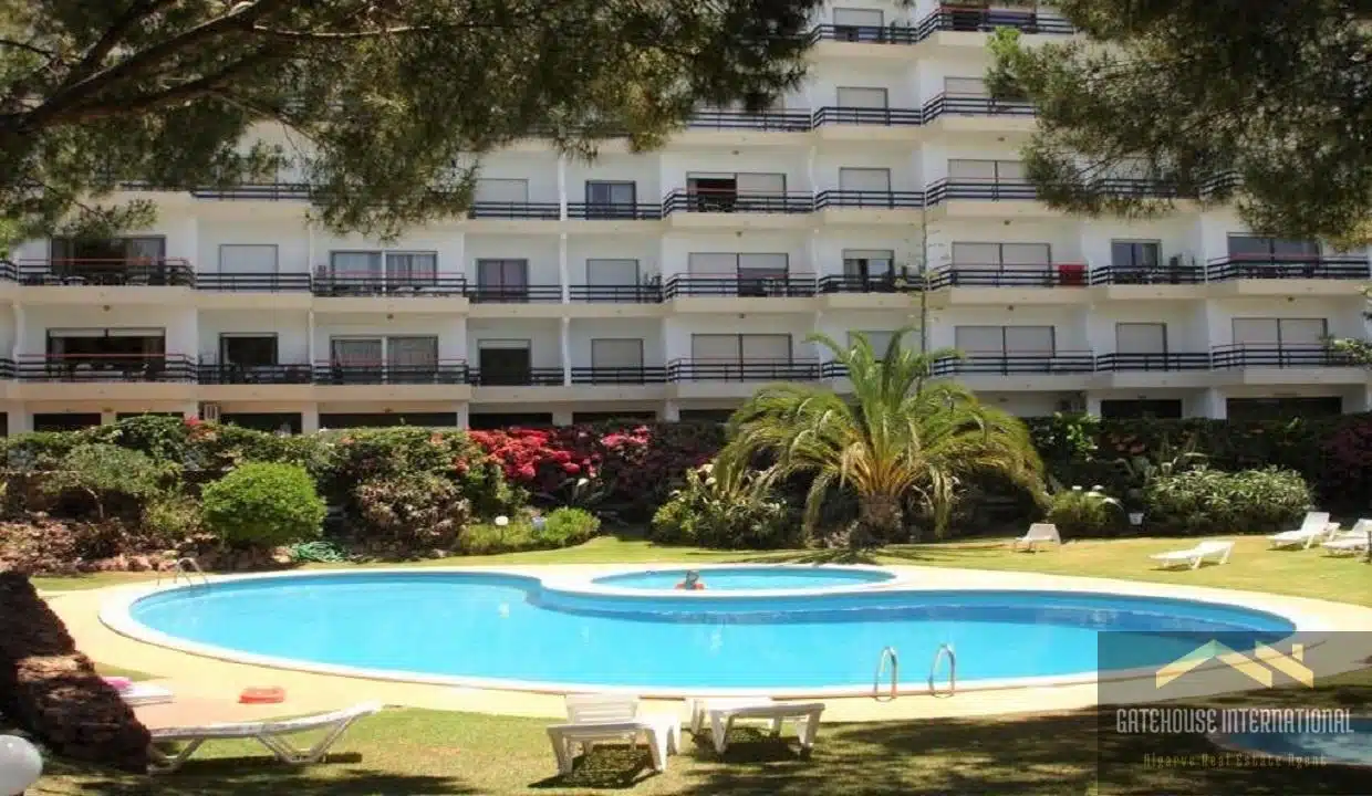 2 Bed Apartment With Pool In Vilamoura Algarve 98
