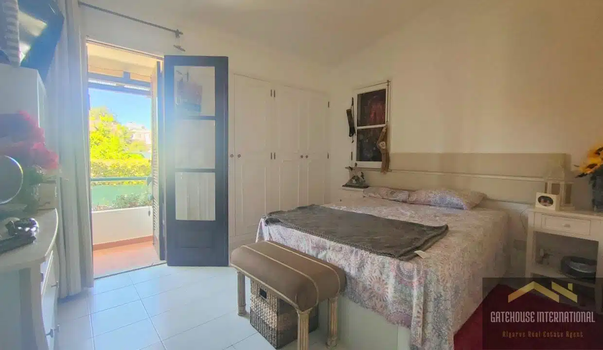 2 Bed Duplex Apartment In Albufeira Algarve 98