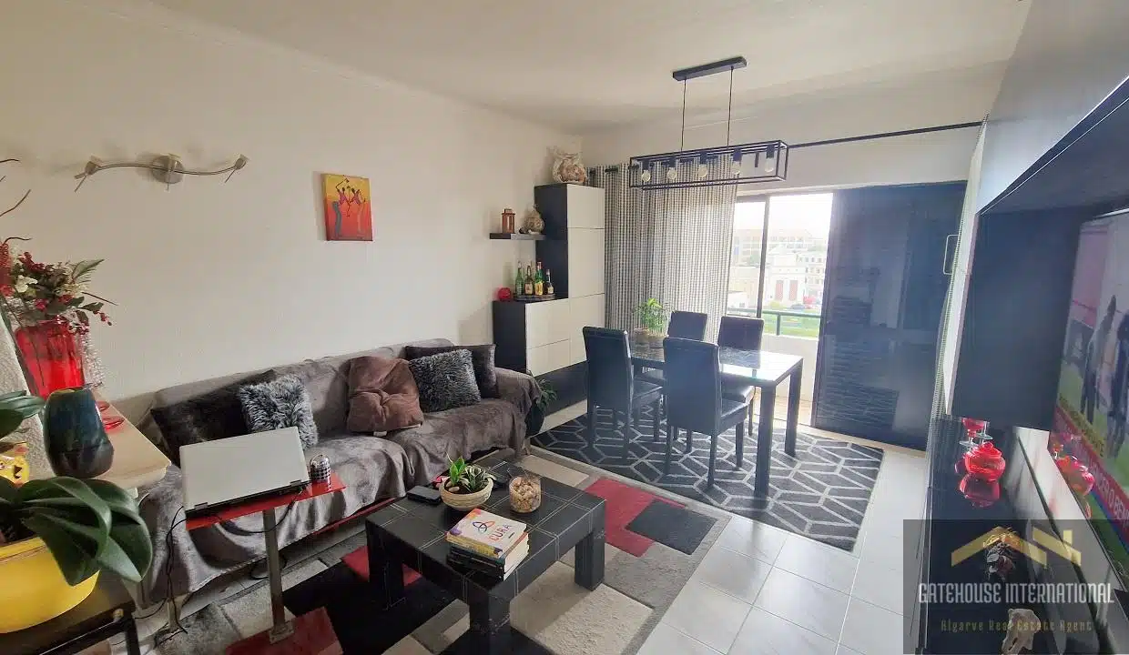 2 Bed Duplex Apartment In Albufeira Algarve