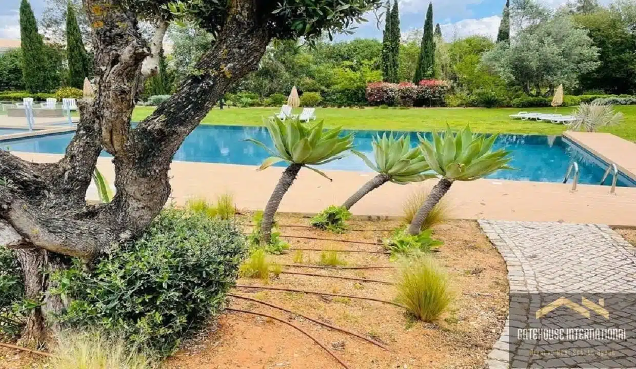 2 Bed Golf Property In Vilamoura Algarve For Sale 00