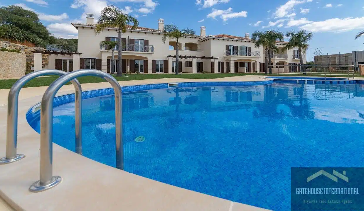 3 Bed Luxury Townhouse For Sale In Albufeira Algarve 66
