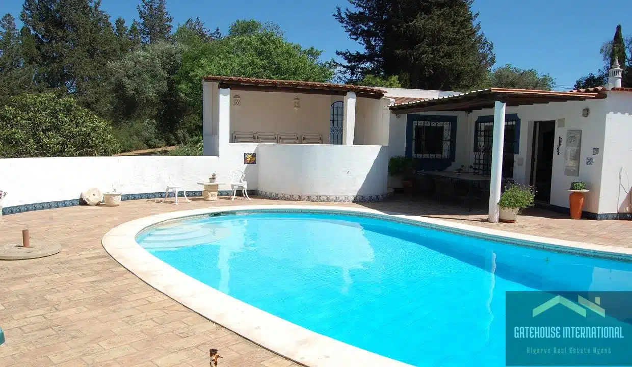 3 Bed Villa In A Private Location In Carvoeiro Algarve 12