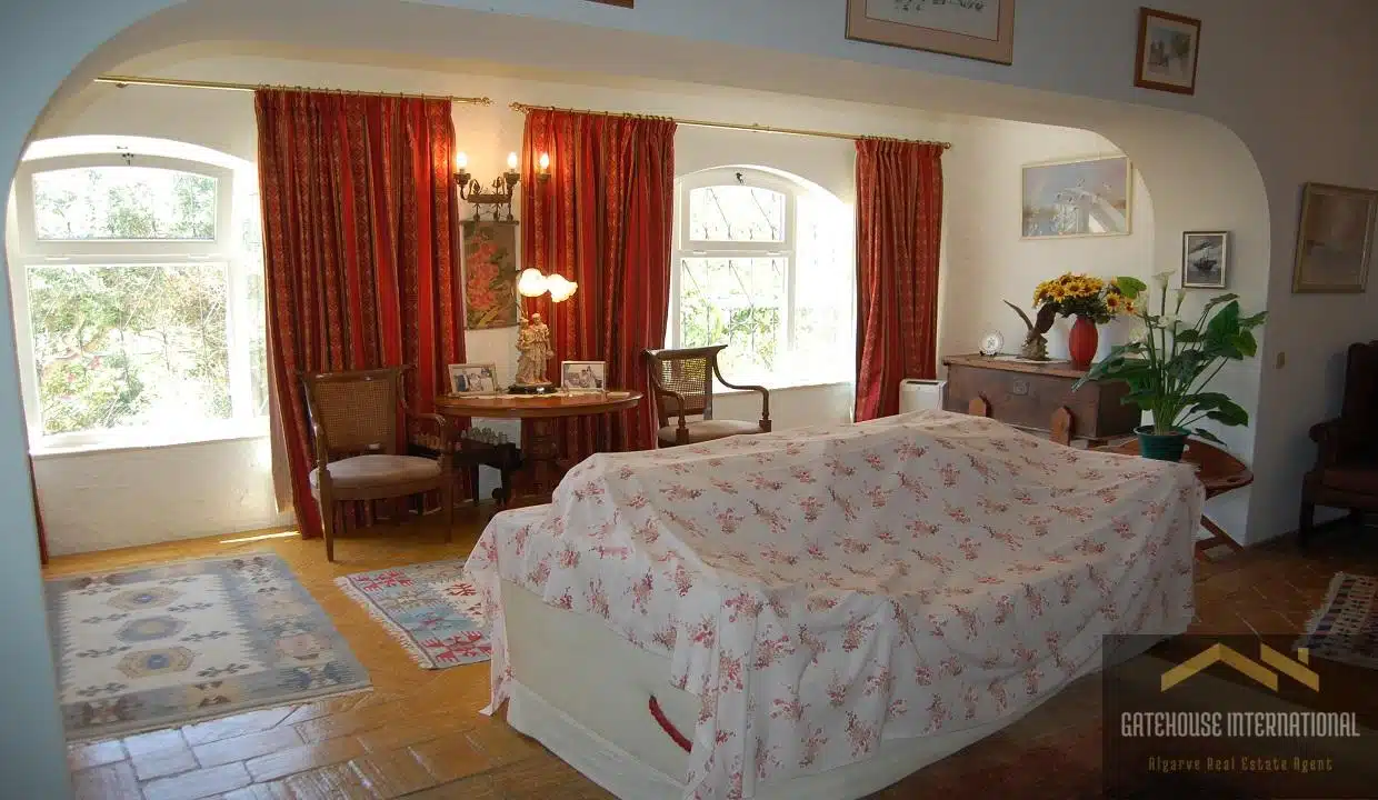 3 Bed Villa In A Private Location In Carvoeiro Algarve 5