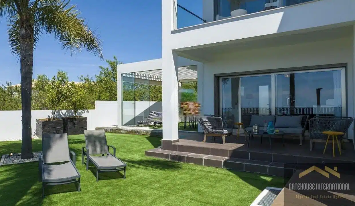 4 Bed Modern Villa In Loule Algarve With Sea Views