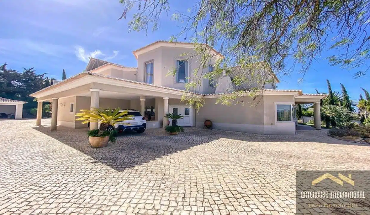 4 Bed Villa For Sale In Luz West Algarve7