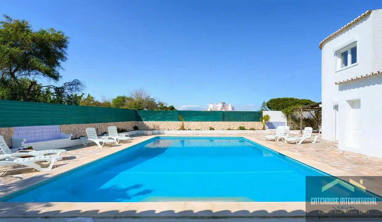 4 Bed Villa For Sale In Nossa Senhora da Rocha Porches Algarve 2