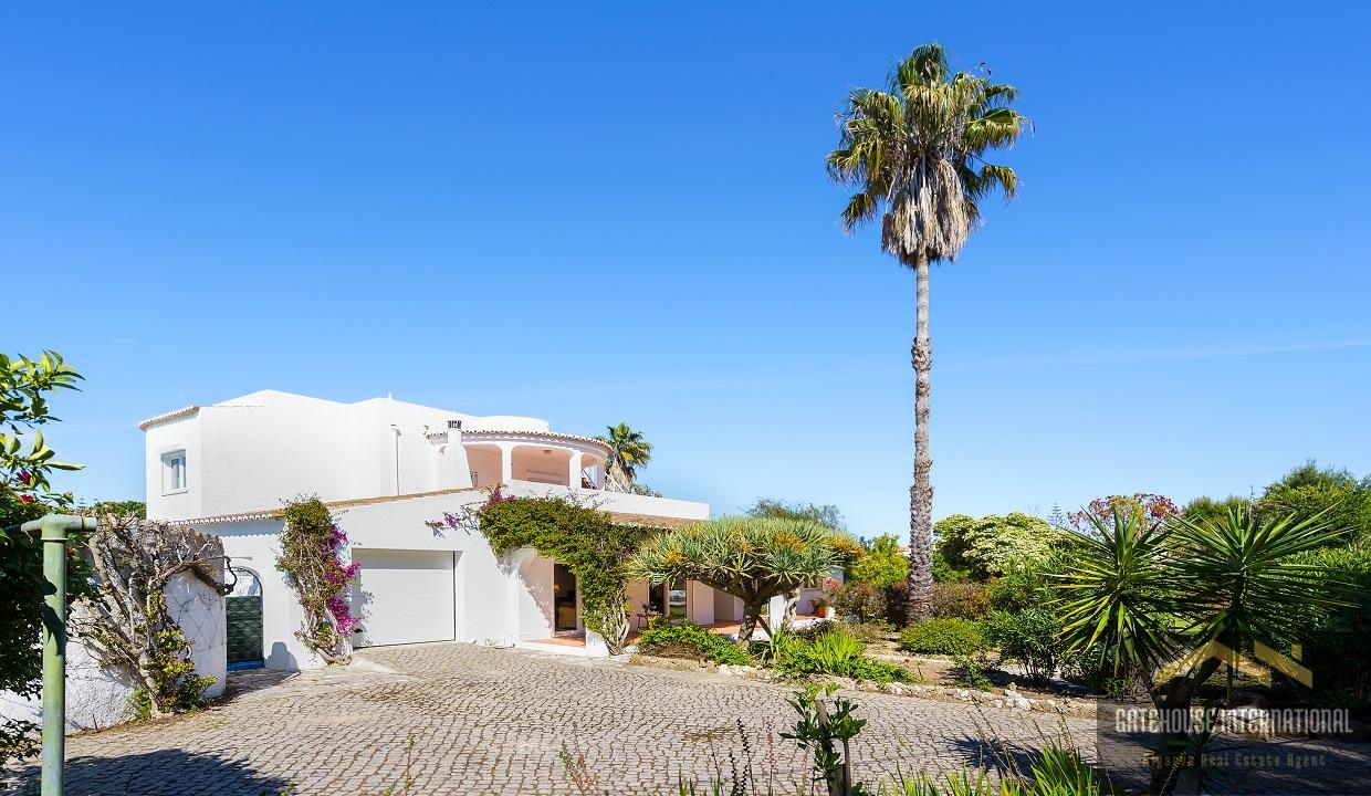 4 Bed Villa For Sale In Nossa Senhora da Rocha Porches Algarve 43