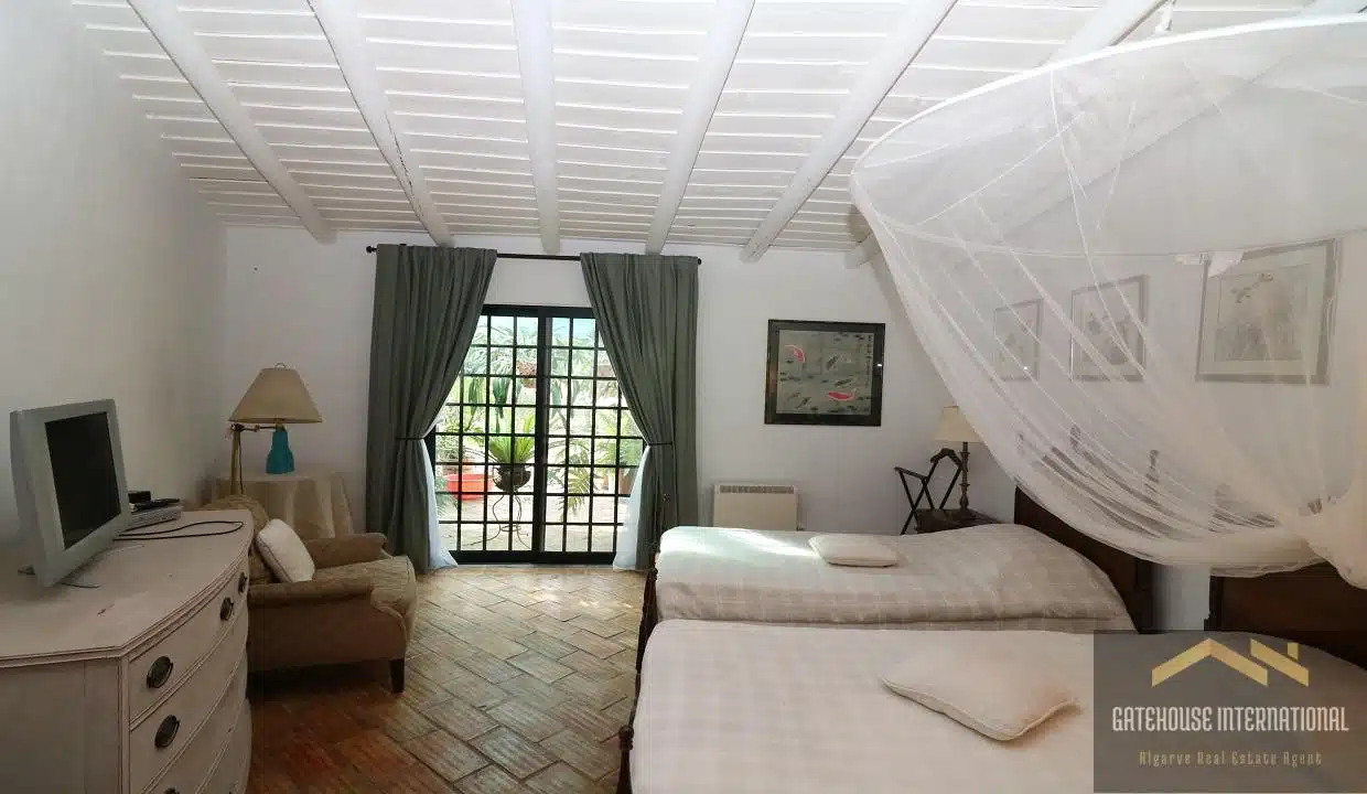 6 Bed Farmhouse In Sao Bras de Alportel Algarve 98