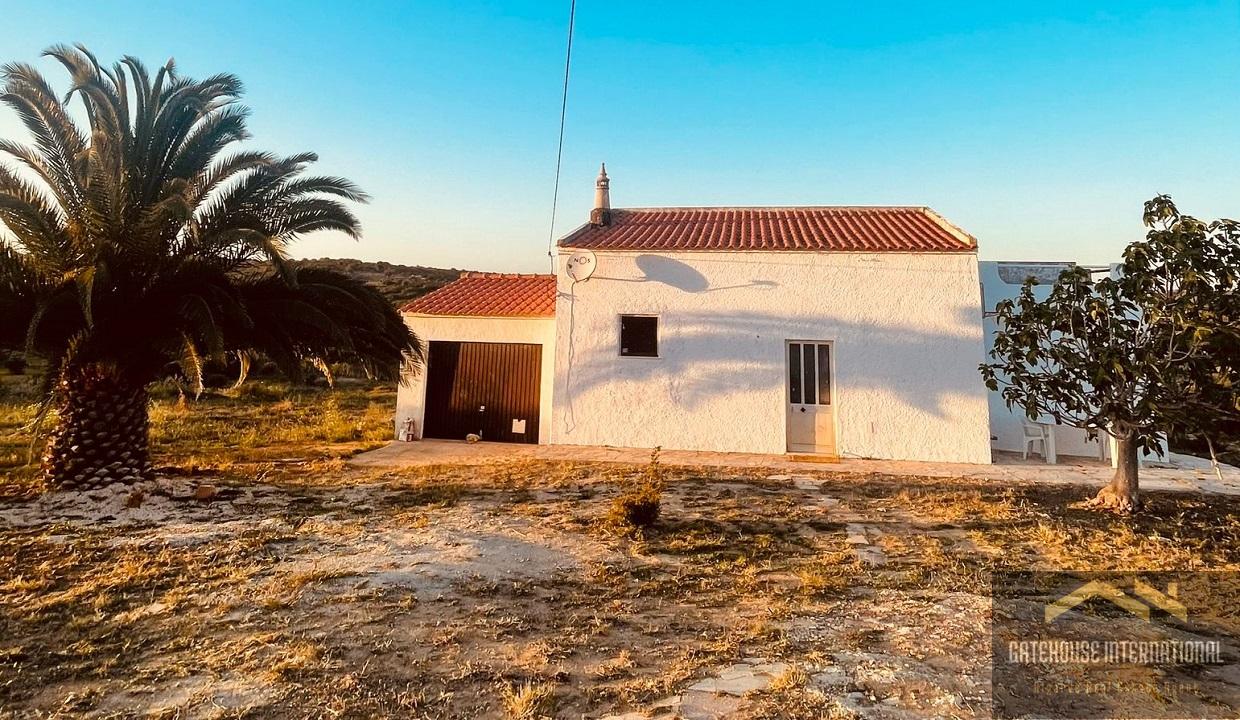 Farmhouse With 3 Hectares In Almadena Lagos Algarve 4