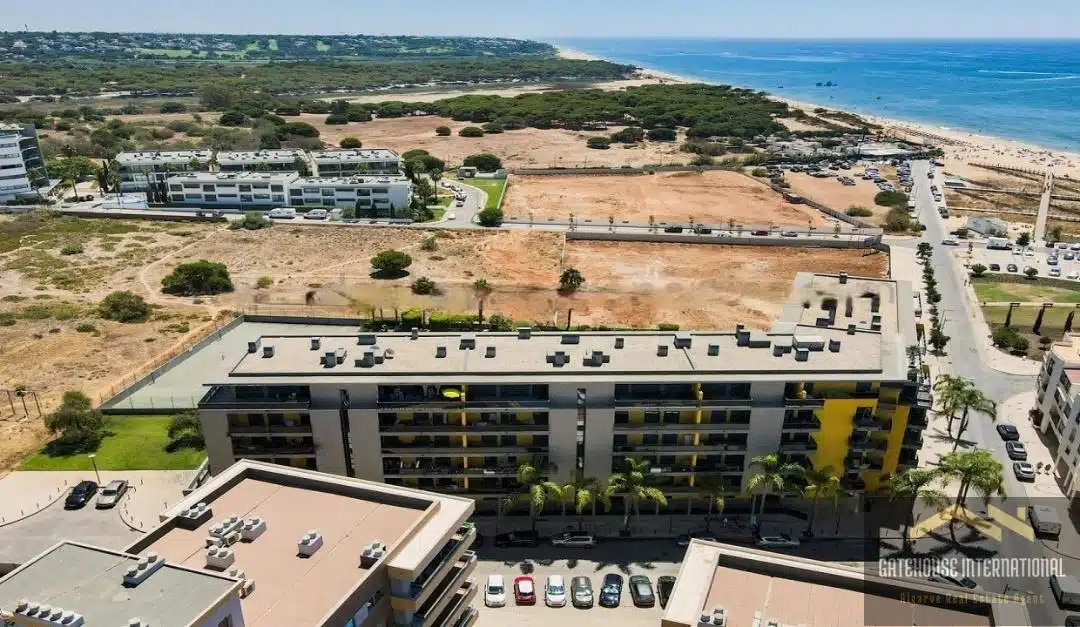 Ground Floor Apartment For Sale In Quarteira Algarve43
