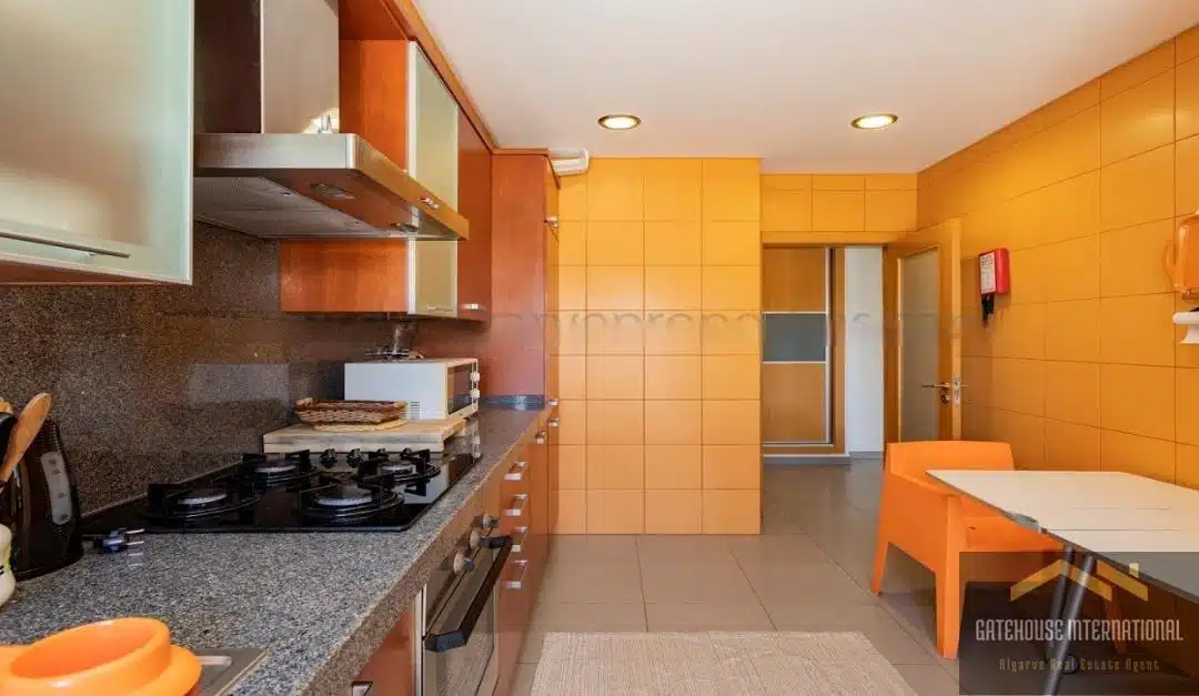 Ground Floor Apartment For Sale In Quarteira Algarve7