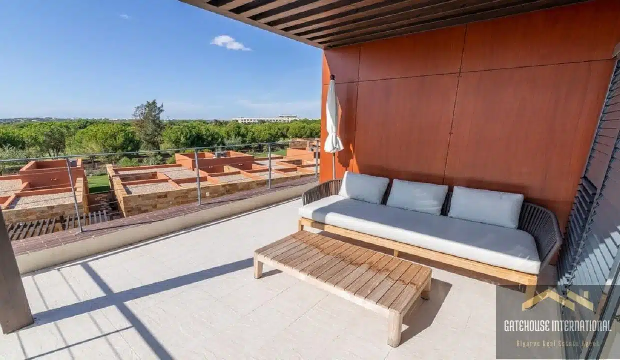 Luxury 3 Bed Duplex Apartment In Vilamoura Algarve 21