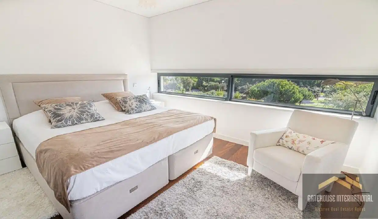 Luxury 3 Bed Duplex Apartment In Vilamoura Algarve 43