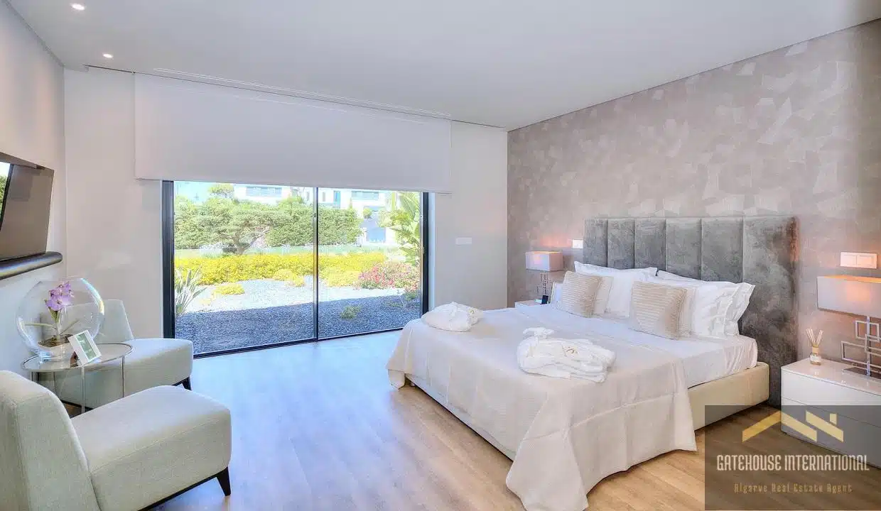 Luxury 8 Bedroom Modern Villa In Vilamoura Algarve54