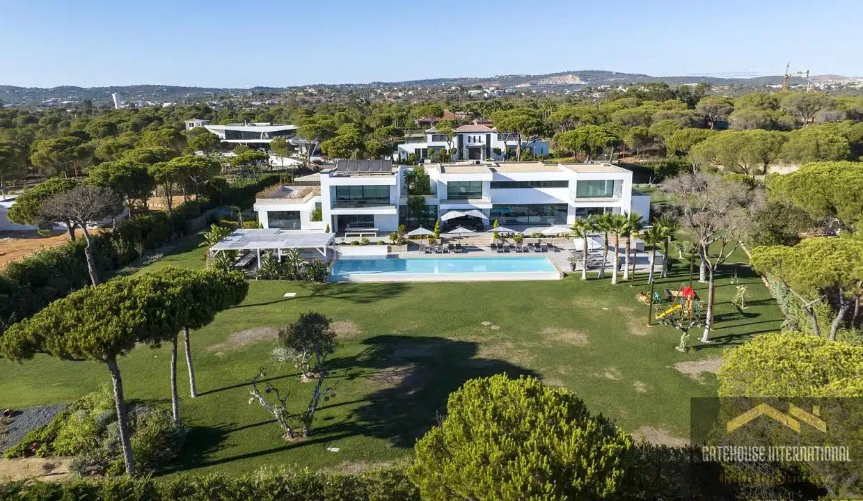 Luxury 8 Bedroom Modern Villa In Vilamoura Algarve76