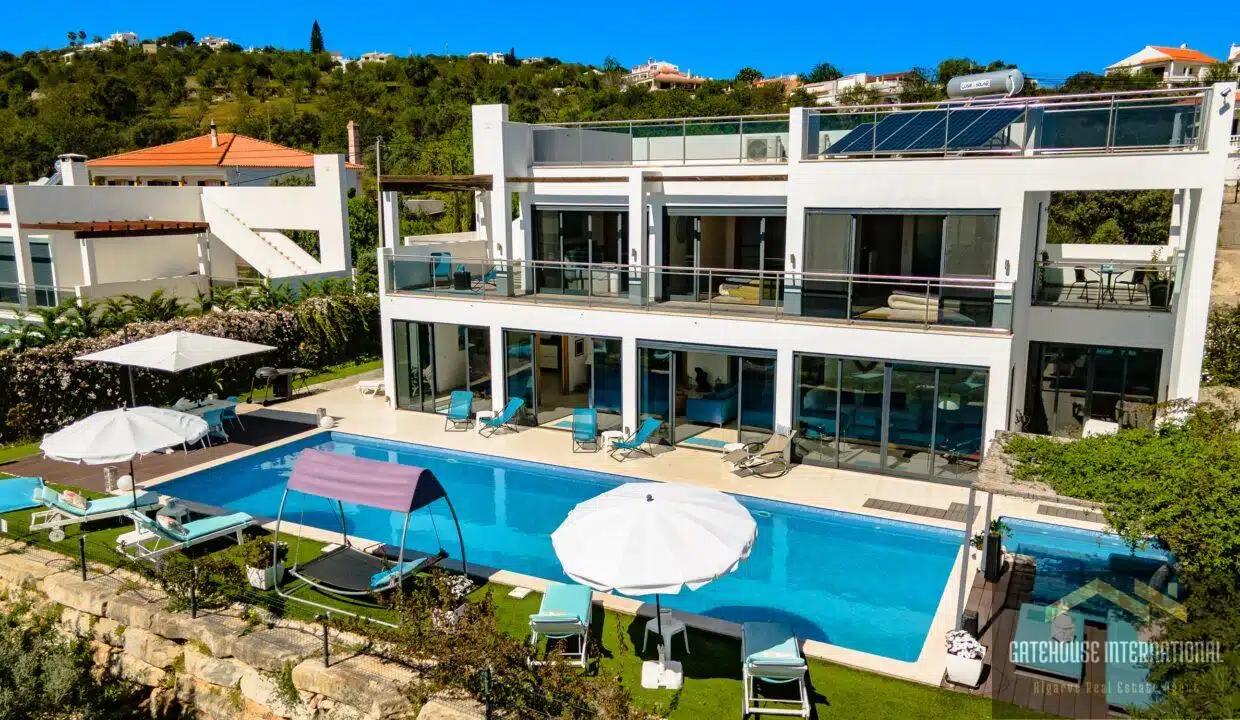Modern 4 Bed Villa In Almancil Algarve For Sale 44
