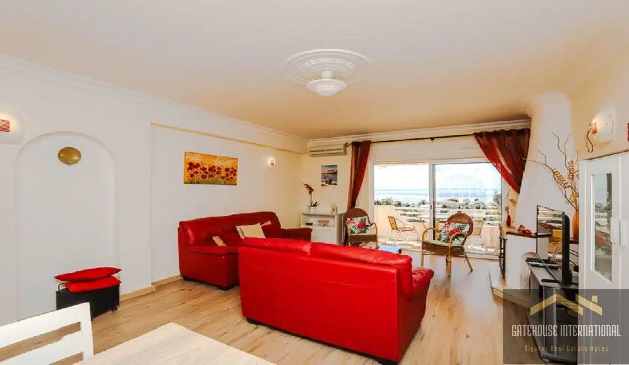 Sea View 2 Bed Duplex Apartment In Praia da Luz Algarve 9