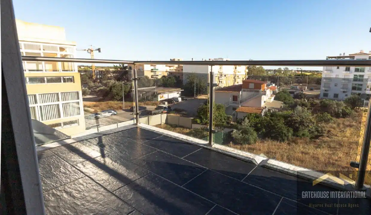Top Floor 3 Bed Apartment In Almancil Algarve For Sale4