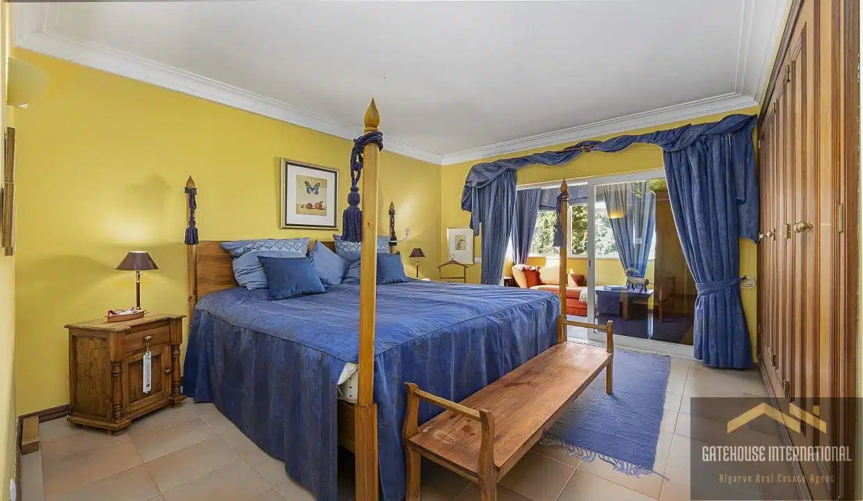 Villa For Sale In Sitio dos Quartos Almancil Algarve1