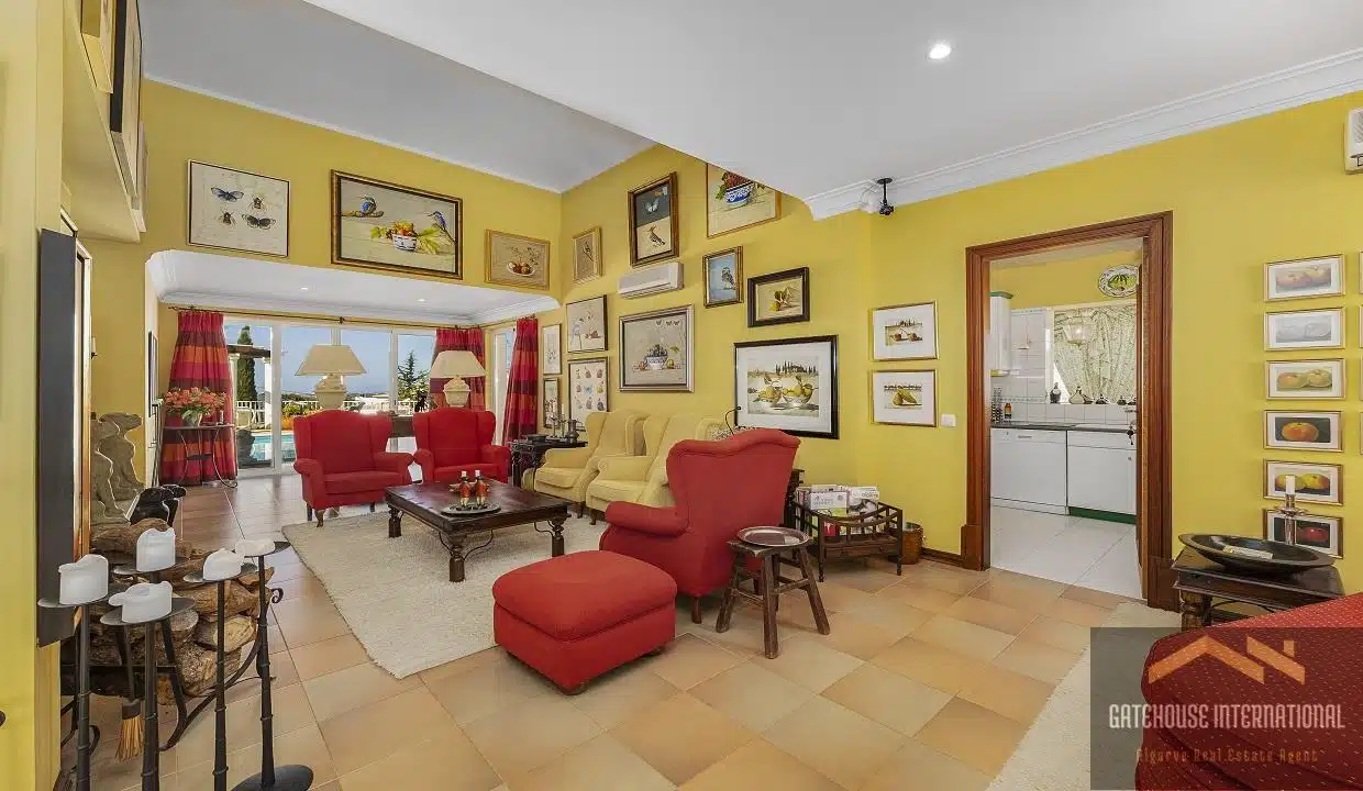 Villa For Sale In Sitio dos Quartos Almancil Algarve6