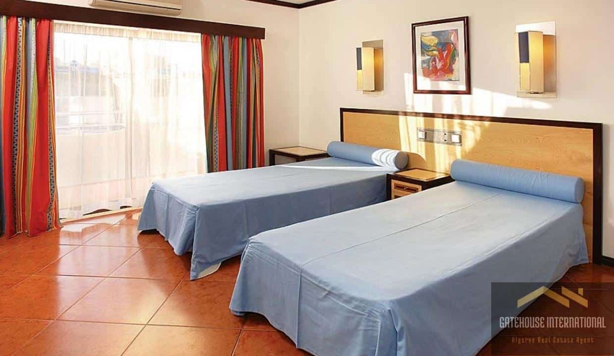 2 Bed Apartment In Hotel Paraiso Albufeira Algarve 4