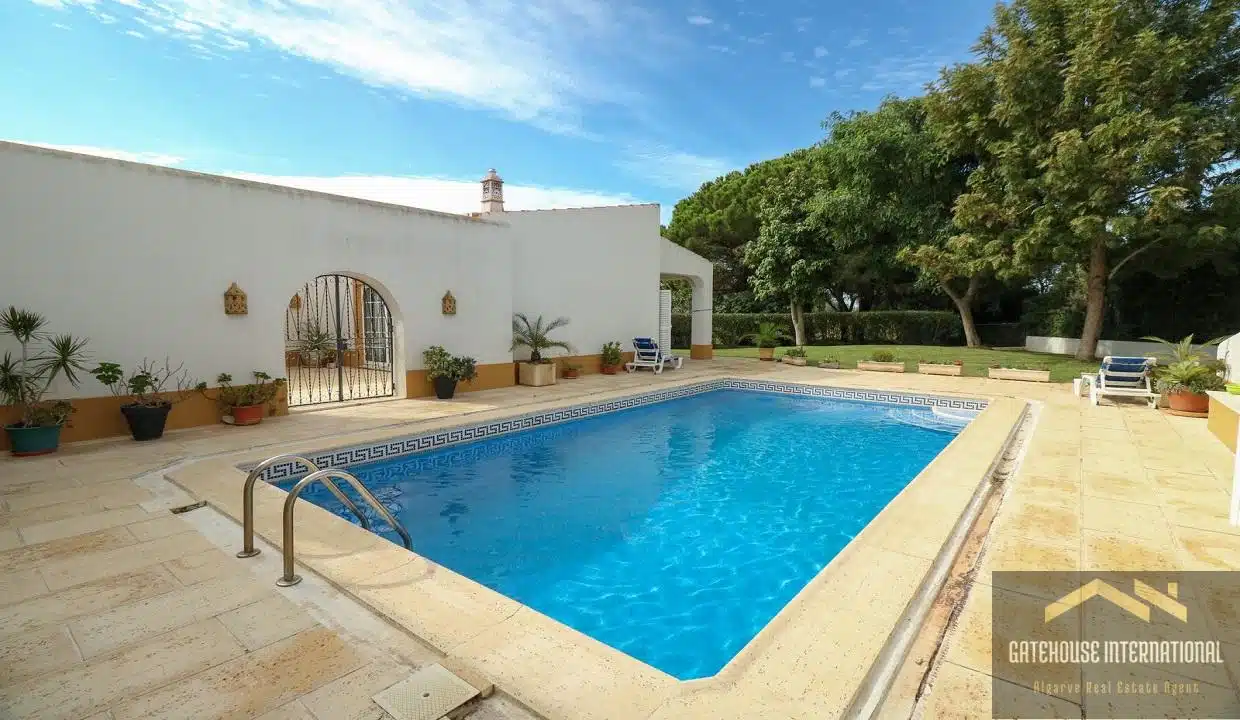 3 Bed Villa In Carvoeiro Algarve 4