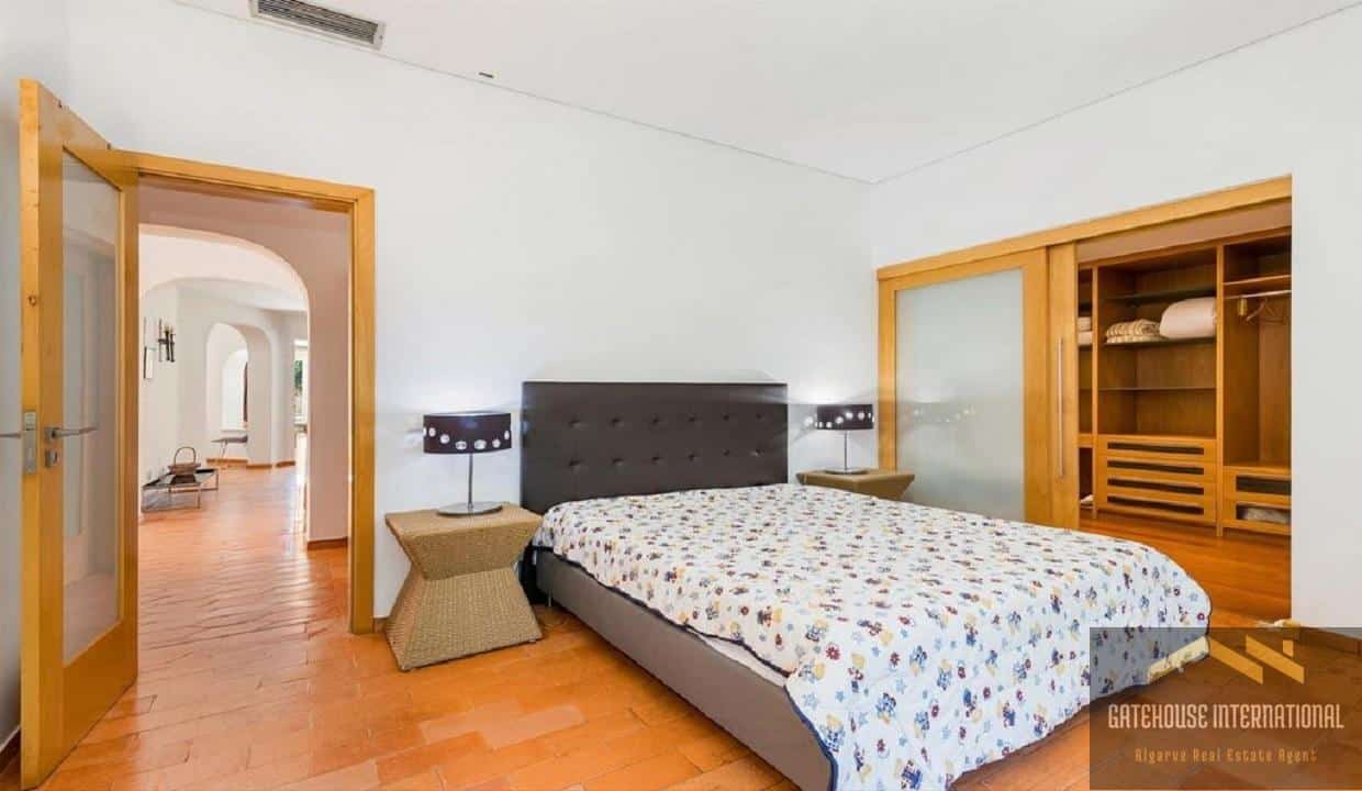 3 Bed Villa With Pool For Sale In Vilamoura Algarve09