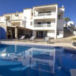 4 Bed Villa For Sale In Albufeira Algarve 1