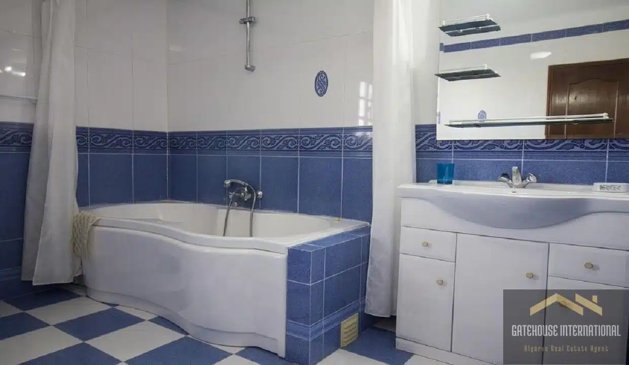 4 Bed Villa For Sale In Albufeira Algarve 87
