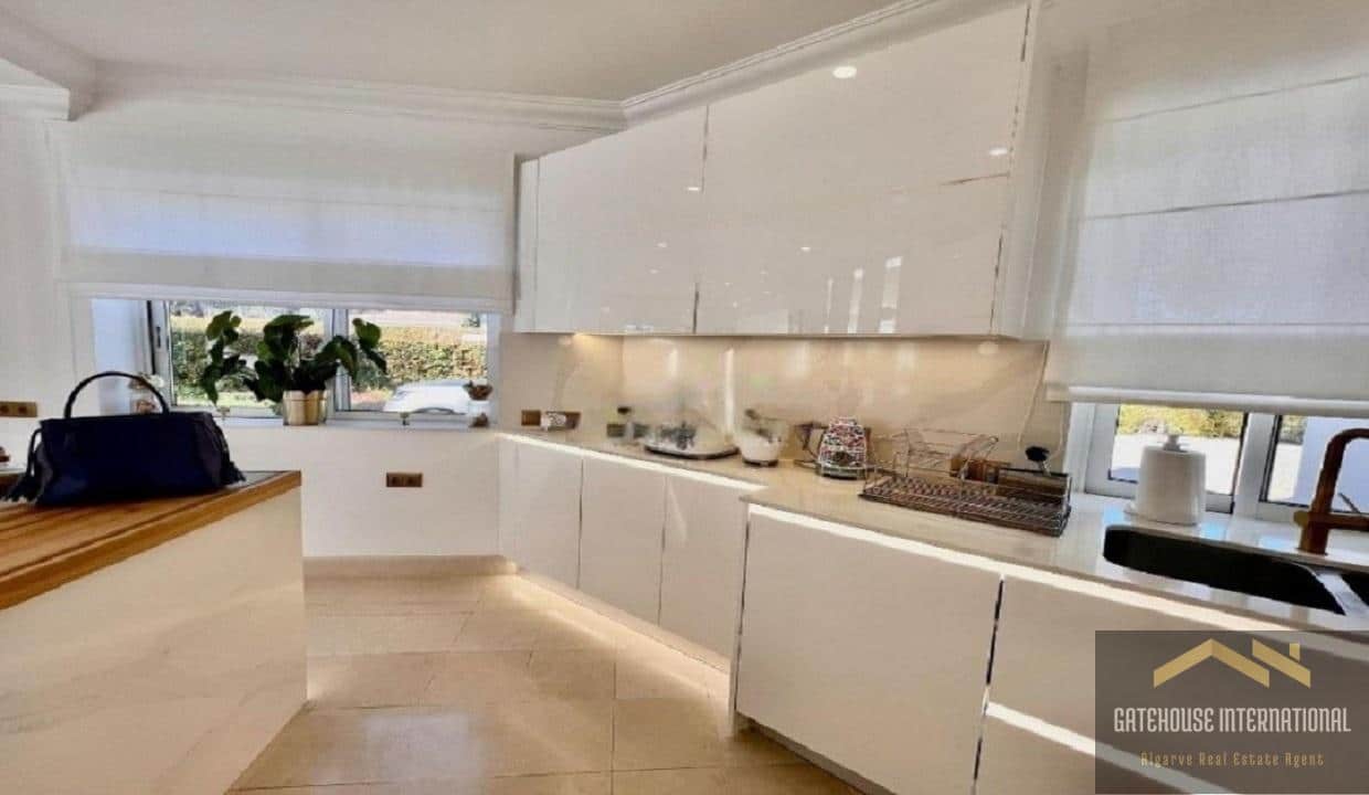 4 Bed Villa For Sale In Quinta do Lago Algarve 4