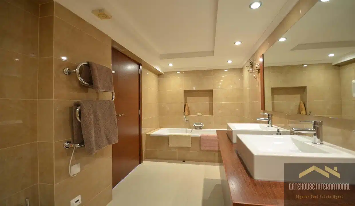 5 Bed 5 Bath Luxury Villa For Sale In Algarve000