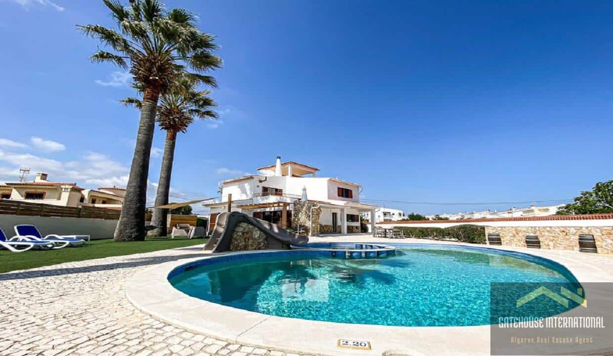 6 Bed Villa For Sale In Montinhos da Luz West Algarve000