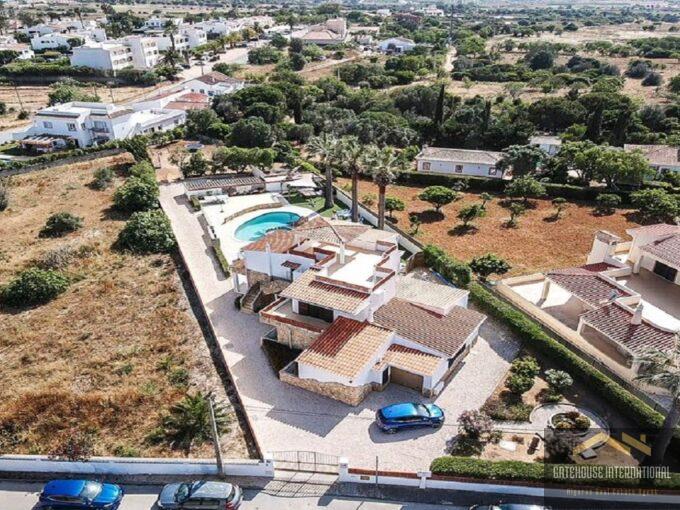 Villa met 6 slaapkamers te koop in Montinhos da Luz West Algarve87