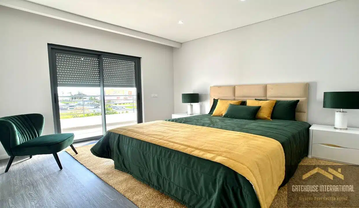 Brand New 4 Bed Apartment For Sale In Olhão (8)