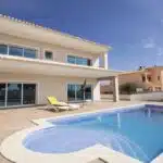 Detached Villa With Pool Near Albufeira Algarve 1