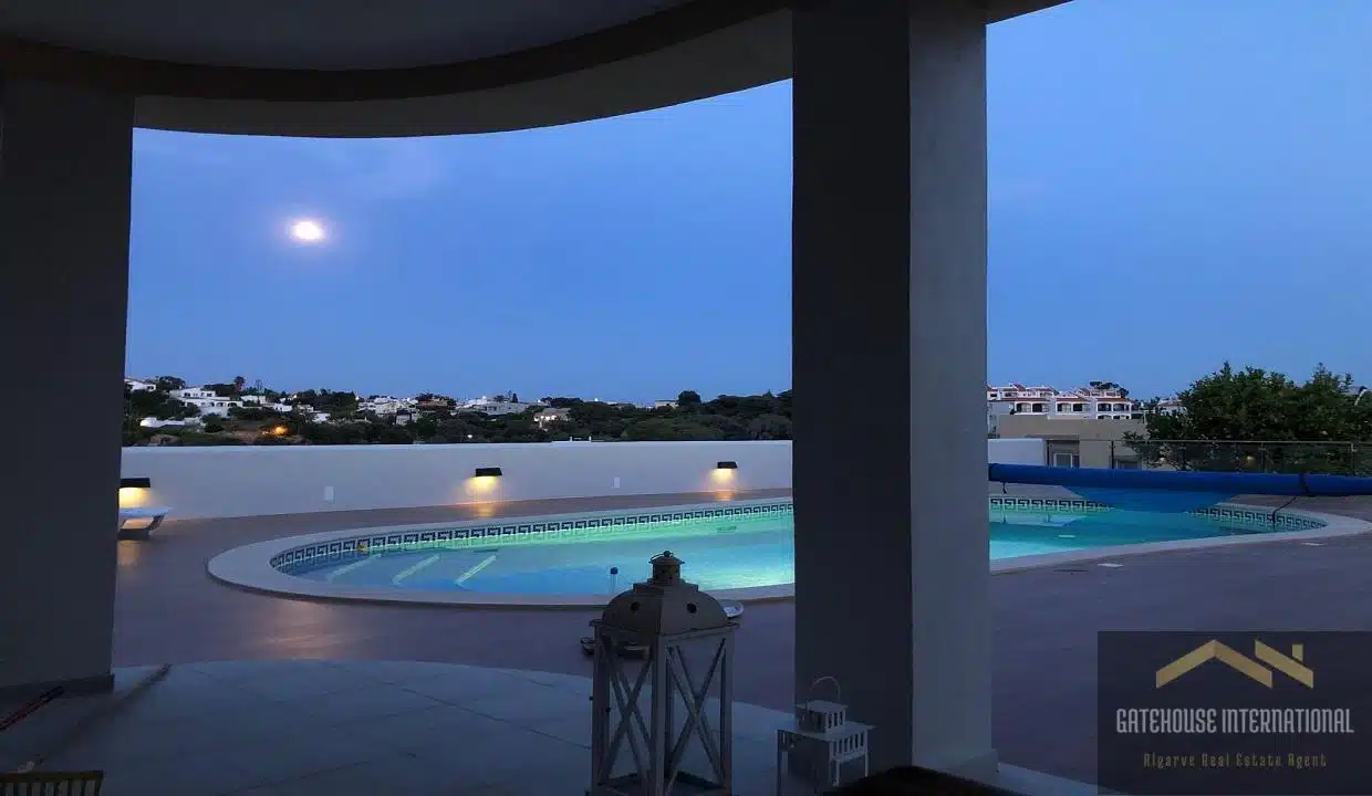 Sea View Villa For Sale In Carvoeiro Algarve 1