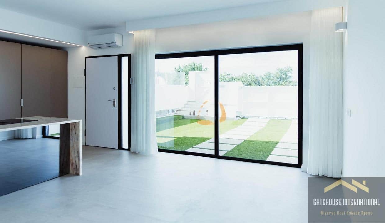 Studio Apartment For Sale In Loule Centre Algarve2 transformed
