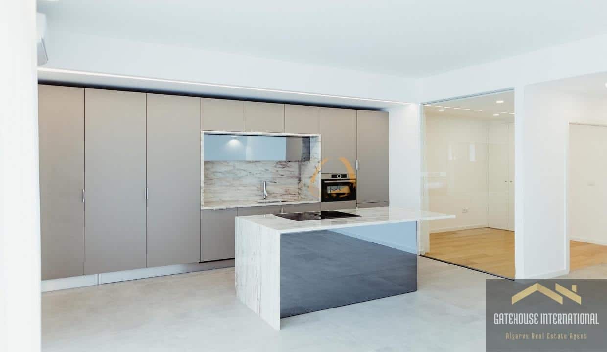 Studio Apartment For Sale In Loule Centre Algarve6 transformed