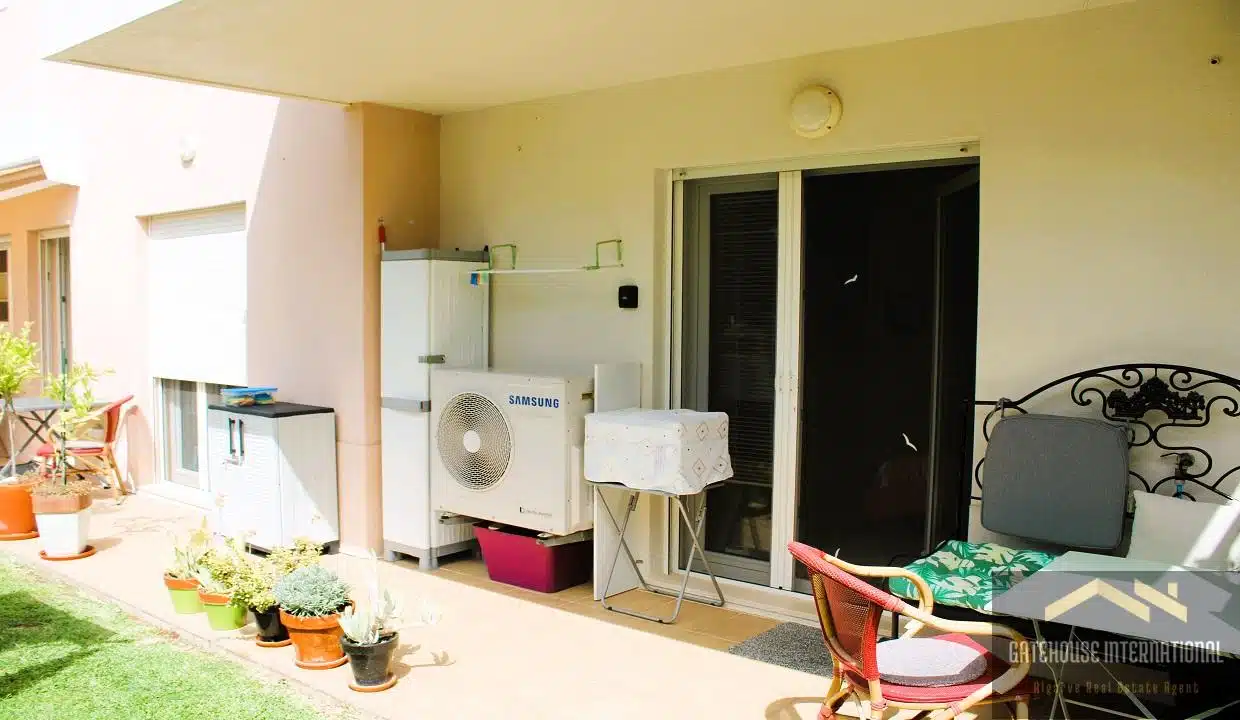 2 Bed Apartment In A Condominium With Swimming Pool In Burgau Algarve 21
