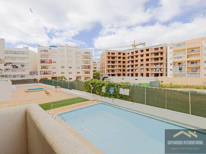 2-Zimmer-Wohnung mit Pool in Quarteira Algarve 1