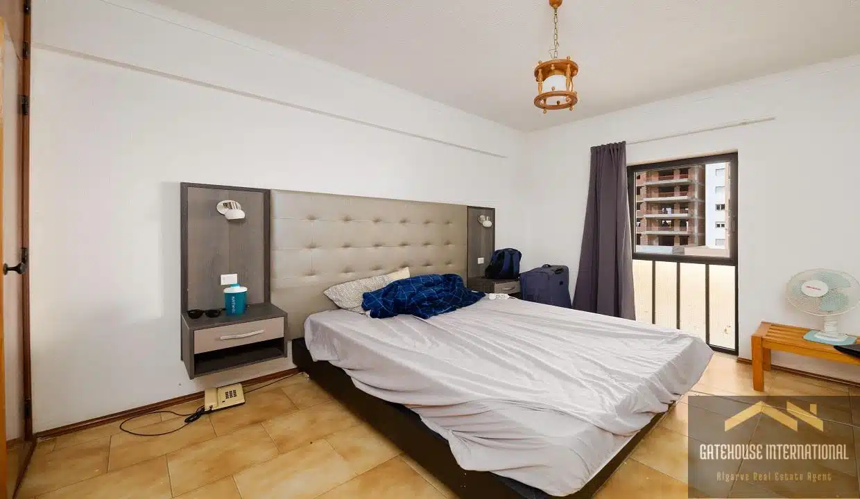 2 Bed Apartment With Pool In Quarteira Algarve 23