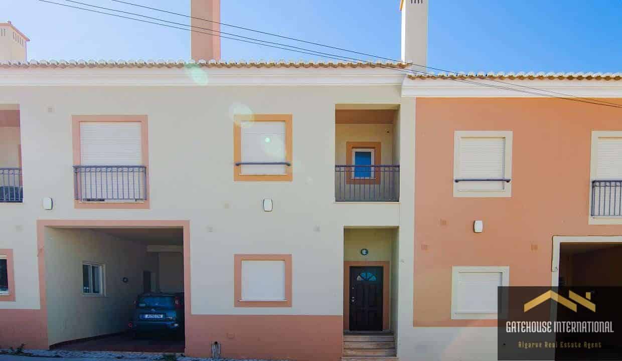 2 Bed House With Pool In Budens West Algarve 54